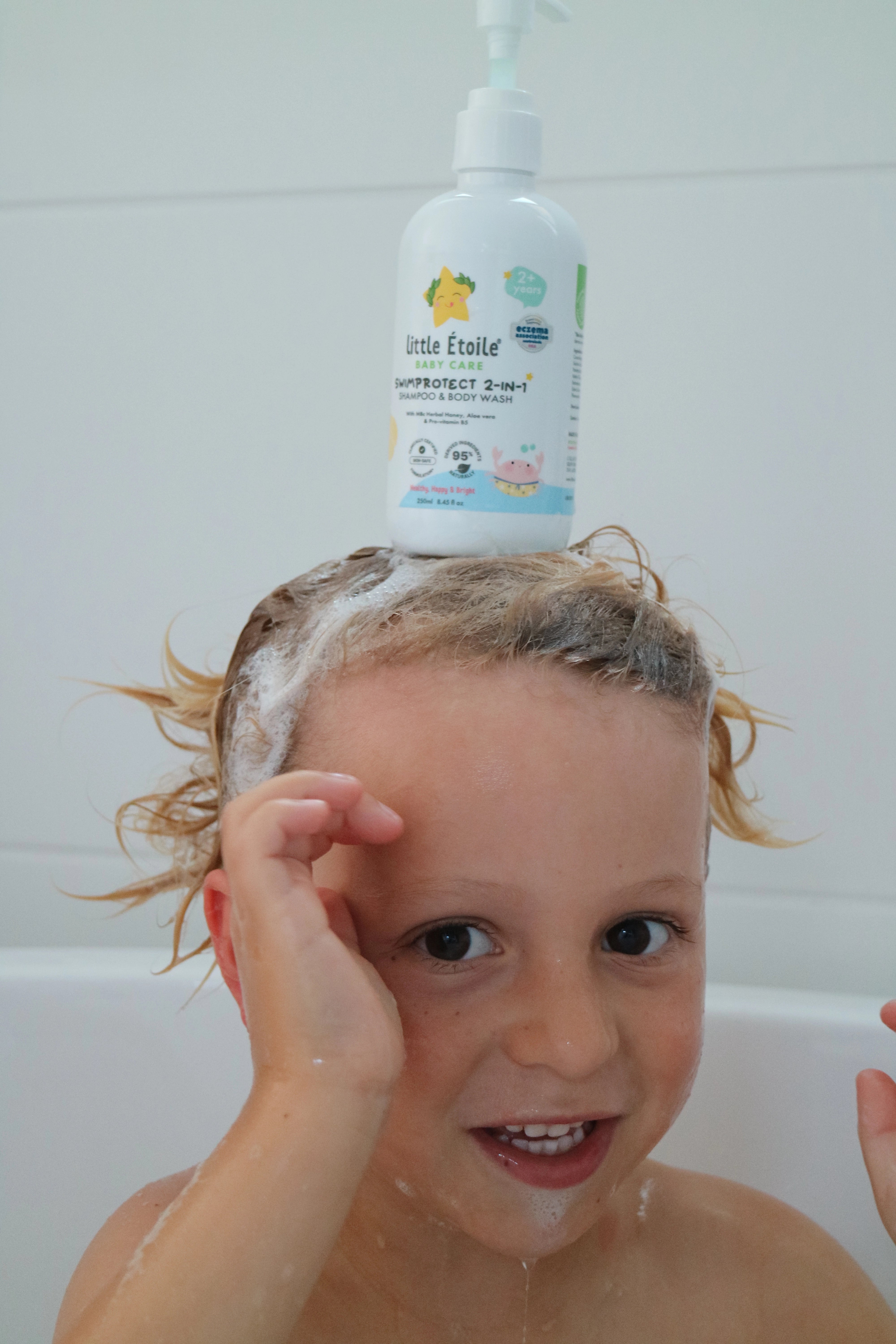 SwimProtect 2-in-1 Shampoo & Body Wash, Chlorine Removal, for 2+ Years